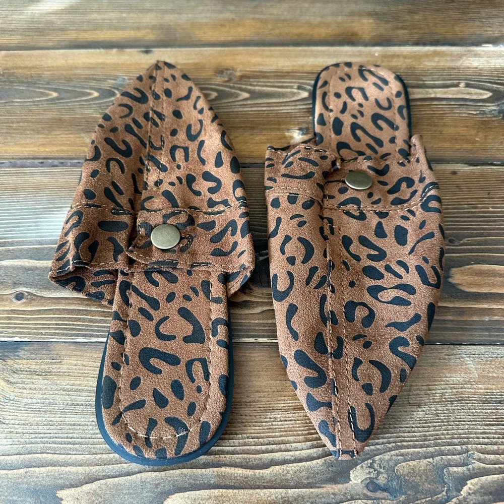 Brown Leopard Print Mules